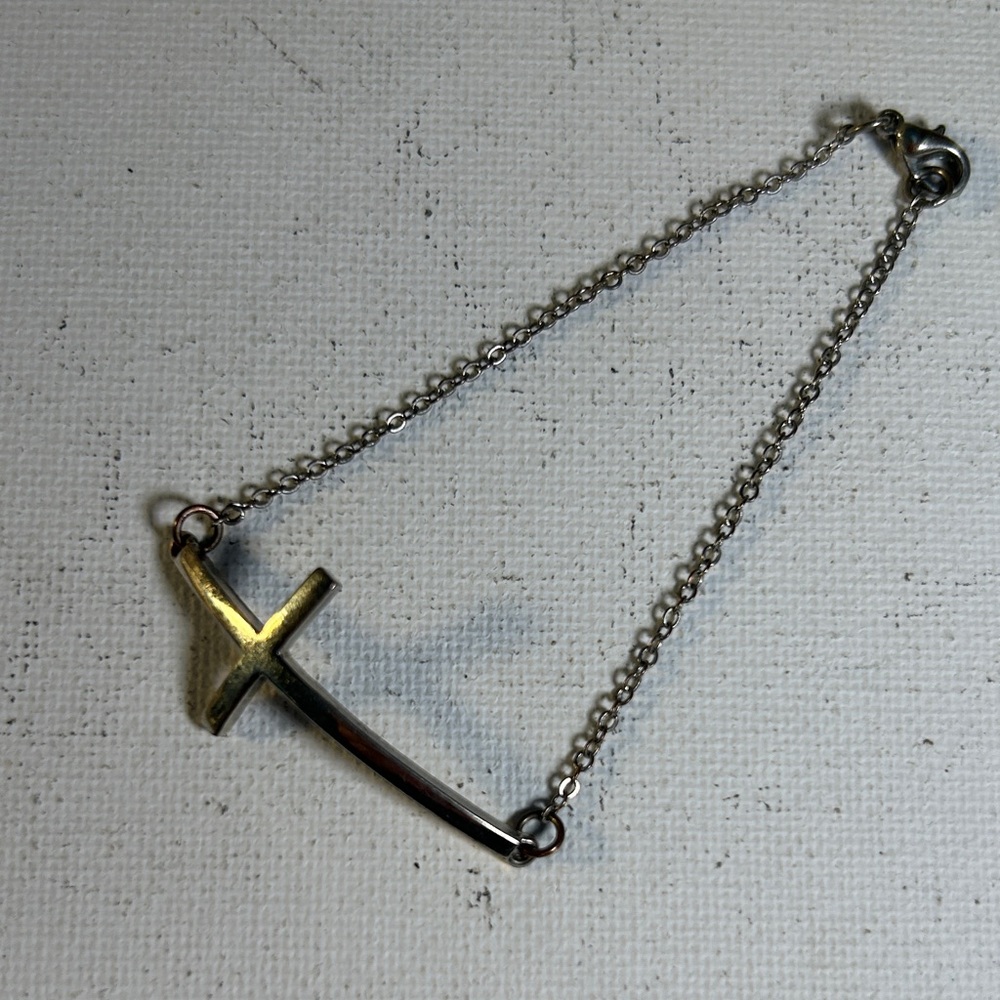 Silver Cross Bracelet - Picture 3 of 3
